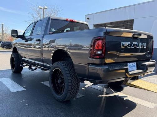2026 RAM 2500 Big Horn Crew Cab 4x4 6'4' Box