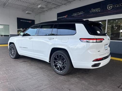 2025 Jeep Grand Cherokee L Summit Reserve