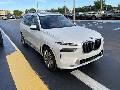 2023 BMW X7 xDrive40i
