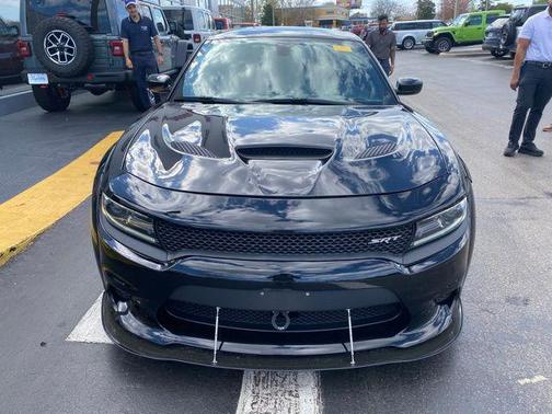 2016 Dodge Charger SRT Hellcat
