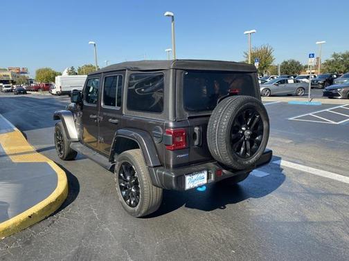 2022 Jeep Wrangler Unlimited 4xe Sahara