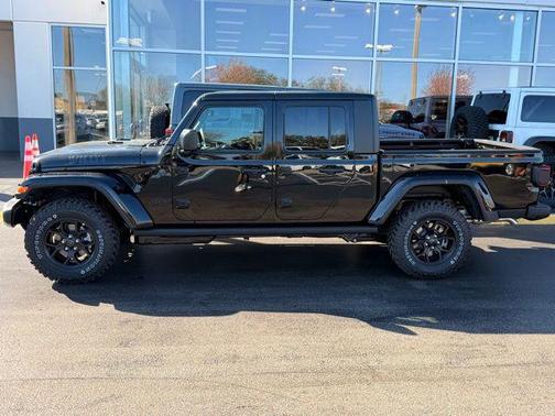 2026 Jeep Gladiator Willys 4x4