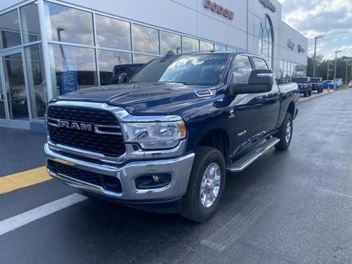 2024 RAM 2500 Big Horn Crew Cab 4x4 6'4' Box