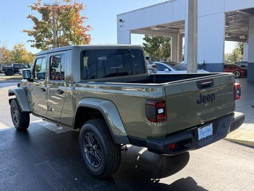 2026 Jeep Gladiator Sport S