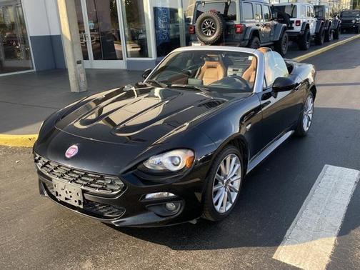 2017 FIAT 124 Spider Base