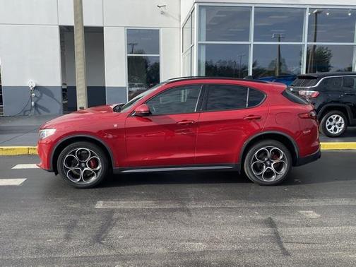 2022 Alfa Romeo Stelvio Ti