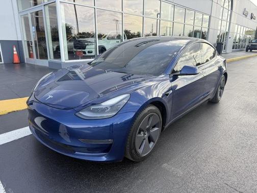 2022 Tesla Model 3 Long Range