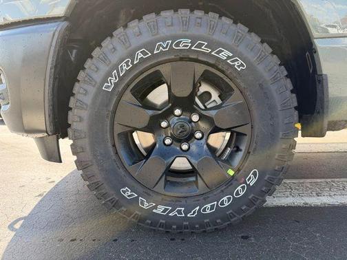 2026 RAM 1500 Warlock Crew Cab 4x4 5'7' Box