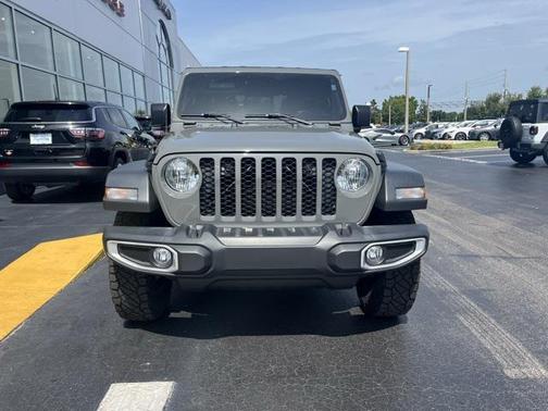 2023 Jeep Gladiator Sport