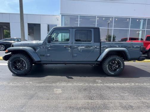 2025 Jeep Gladiator Willys