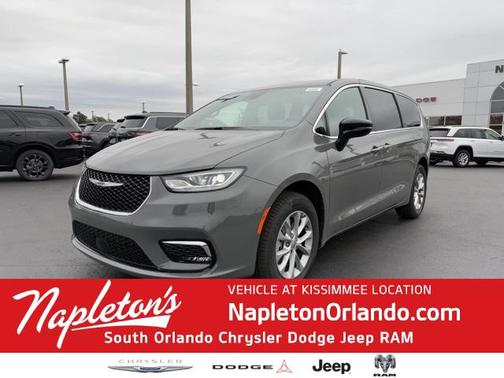 2025 Chrysler Pacifica L