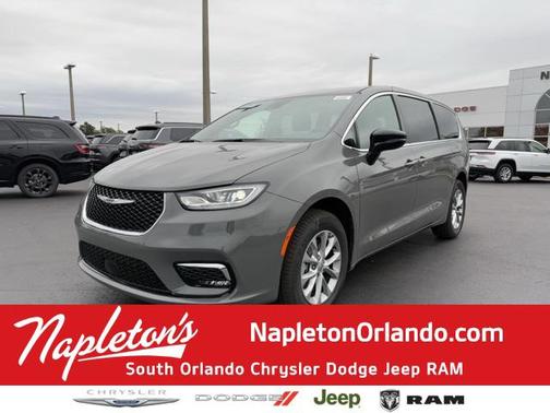 2025 Chrysler Pacifica L