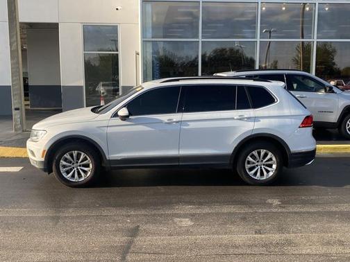 2018 Volkswagen Tiguan 2.0T SE