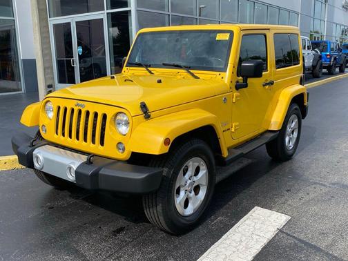 Baja Yellow Clearcoat 2015 Jeep Wrangler Sahara