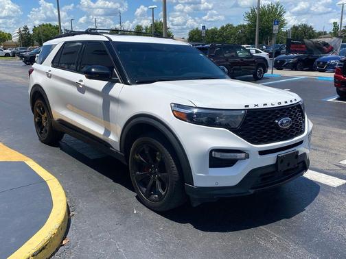 Star White Metallic Tri-Coat 2023 Ford Explorer ST