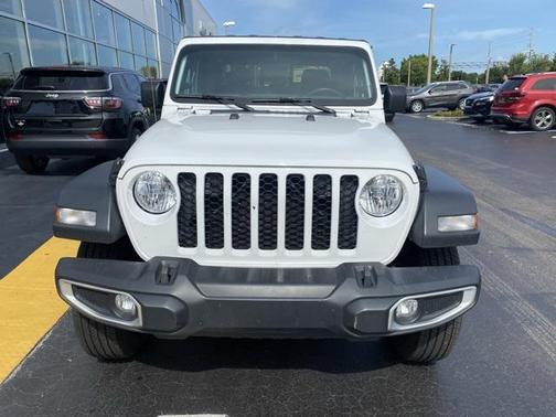2023 Jeep Gladiator Sport S