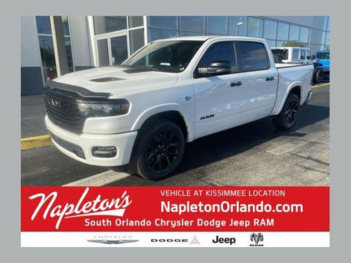 Ivory White Tri-Coat Pearlcoat 2026 RAM 1500 Laramie