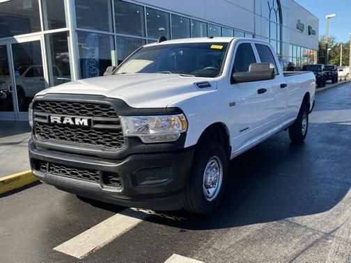 2021 RAM 2500 Tradesman Crew Cab 4x2 8' Box