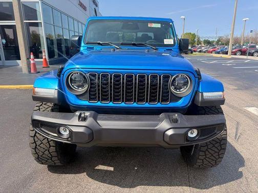 2026 Jeep Gladiator Sport S