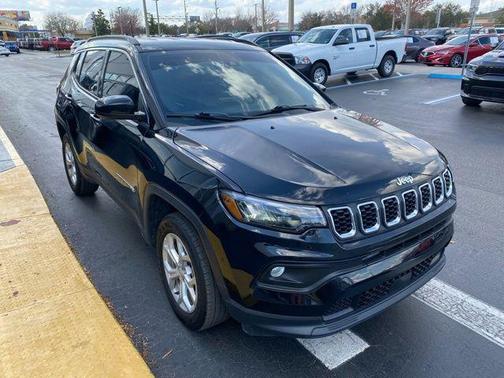 2024 Jeep Compass Latitude