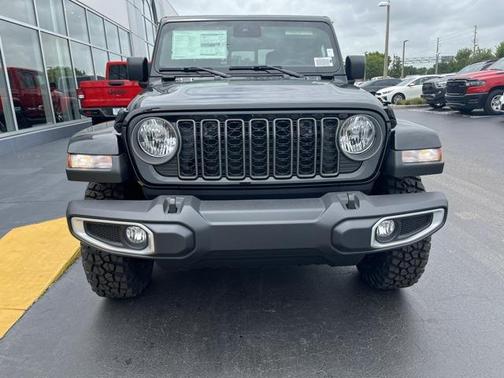 2025 Jeep Gladiator High Tide