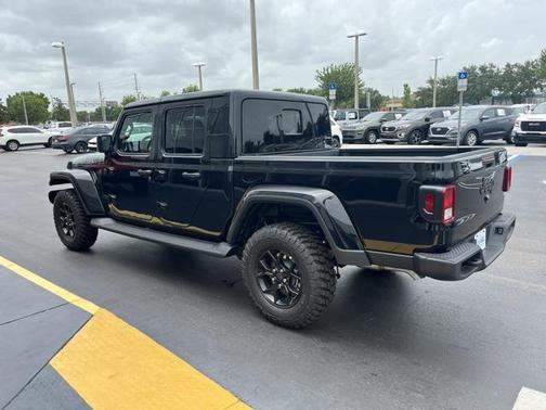 2025 Jeep Gladiator High Tide