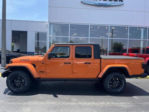 2025 Jeep Gladiator Willys