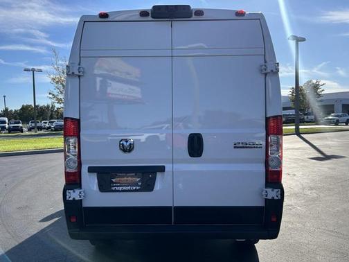 2025 RAM ProMaster 2500 Tradesman