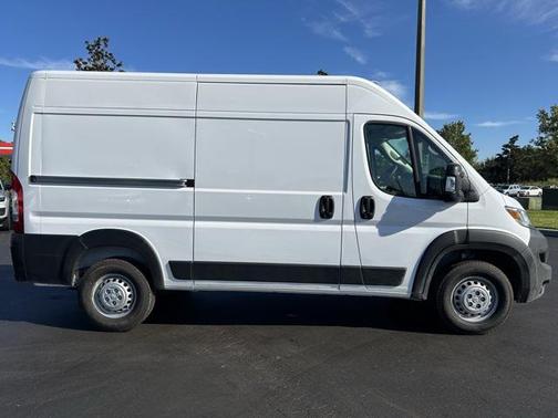 2025 RAM ProMaster 2500 Tradesman