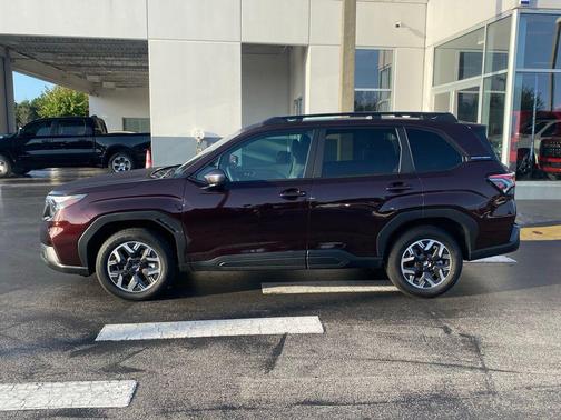 Dark Mahogany Pearl 2026 Subaru Forester Premium