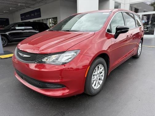 2026 Chrysler Voyager LX