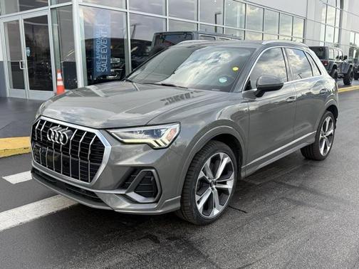 2019 Audi Q3 2.0T S line Premium Plus