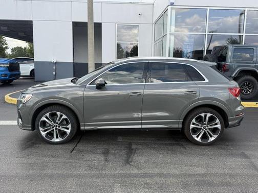 2019 Audi Q3 2.0T S line Premium Plus