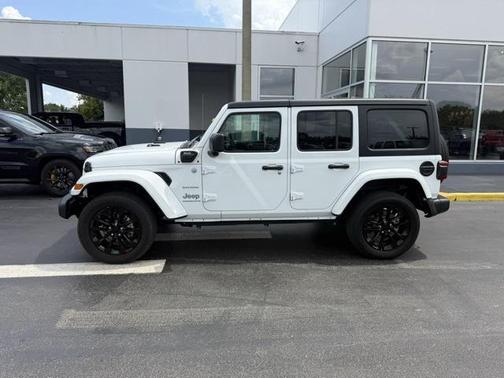 2023 Jeep Wrangler 4xe Sahara