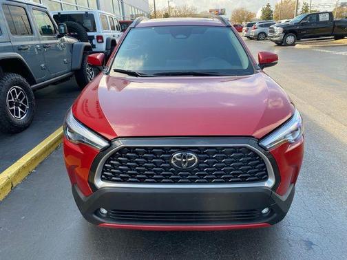2024 Toyota Corolla Cross XLE