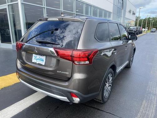 2018 Mitsubishi Outlander ES