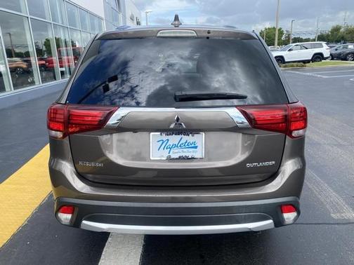 2018 Mitsubishi Outlander ES