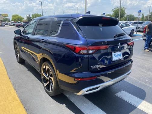 2022 Mitsubishi Outlander SE 2.5 2WD