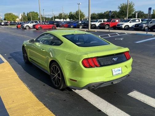 2020 Ford Mustang EcoBoost