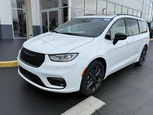 2026 Chrysler Pacifica Limited