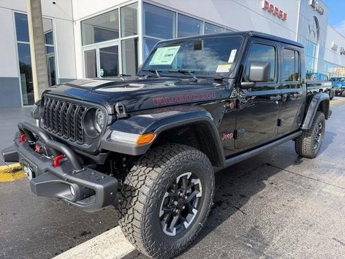 Black Clearcoat 2026 Jeep Gladiator Shadow Ops