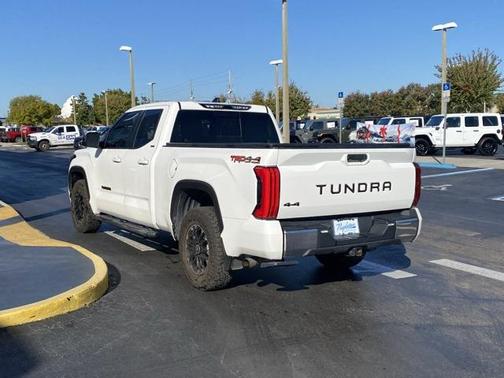 2024 Toyota Tundra SR5