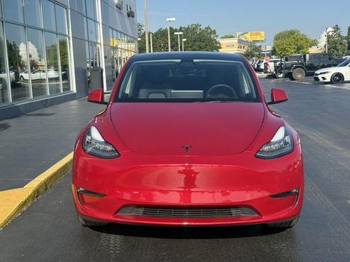 2021 Tesla Model Y Standard Range Rear-Wheel Drive