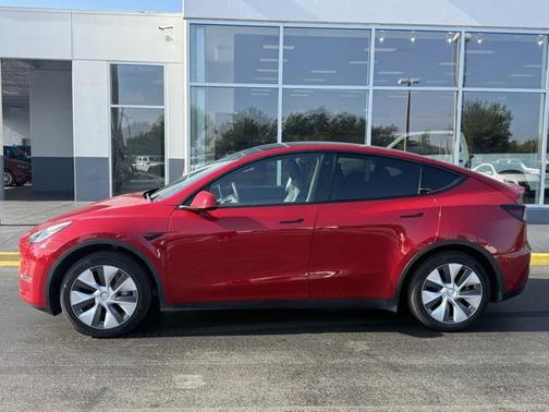 2021 Tesla Model Y Standard Range Rear-Wheel Drive