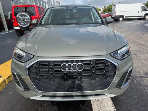 White 2024 Audi Q5 45 S line Premium Plus