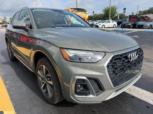 White 2024 Audi Q5 45 S line Premium Plus