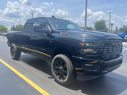2025 RAM 2500 Big Horn Crew Cab 4x4 6'4' Box