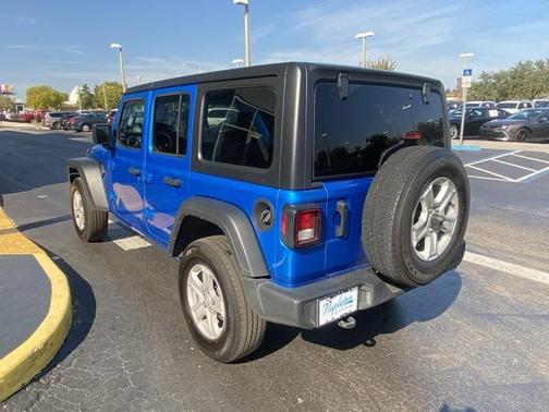 2022 Jeep Wrangler Unlimited Sport