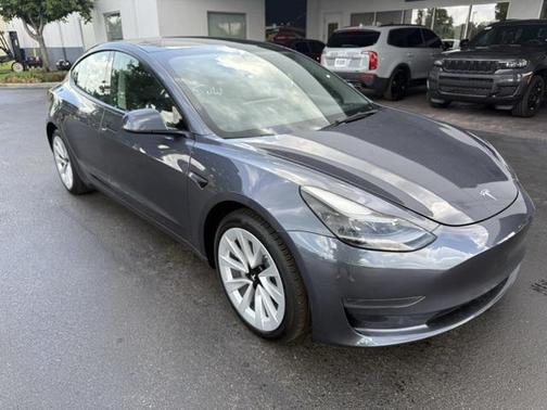 2023 Tesla Model 3 Standard Range
