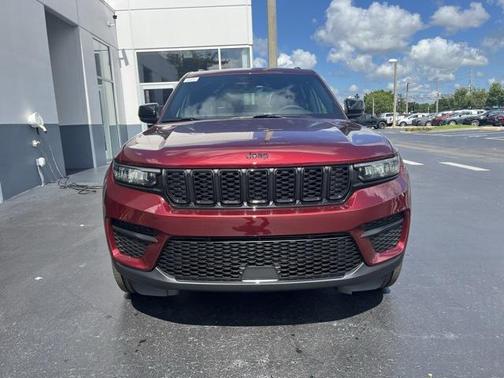 2025 Jeep Grand Cherokee Altitude